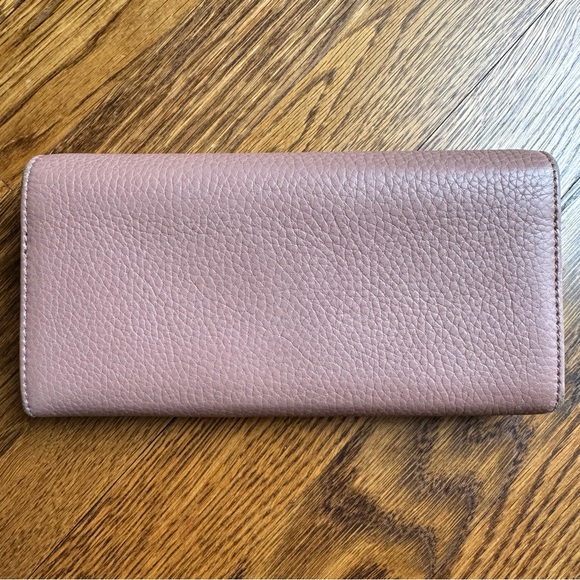 ⚡️Gucci Swing Leather Flora Long Wallet - Japan Exclusive! - Picture 3 of 12